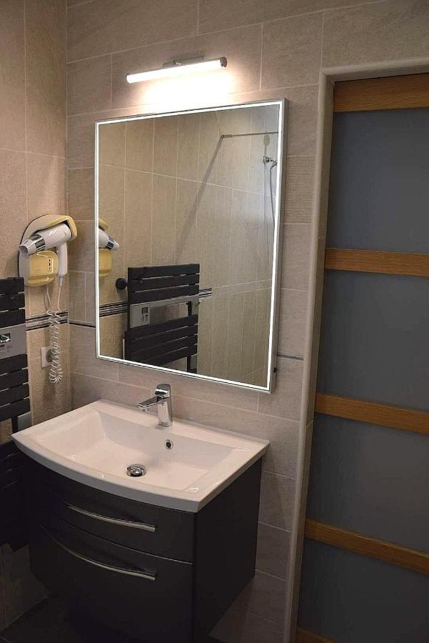 Logis Hotel Restaurant Spa Les Balcons De L'Esperance Limeuil Eksteriør bilde